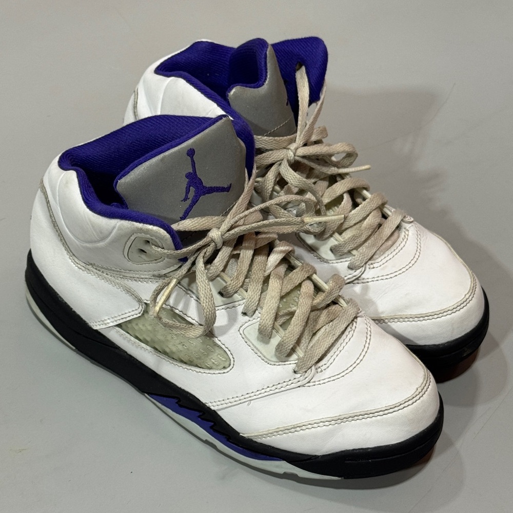 Air Jordan 5 Retro (Dark Concord) Size 2.5 kids